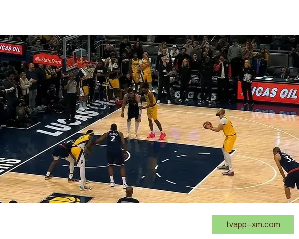 快船莱昂纳德绝杀步行者0.4秒中投带队逆转24分惊险胜